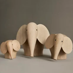 Nunu wooden elephant, medium