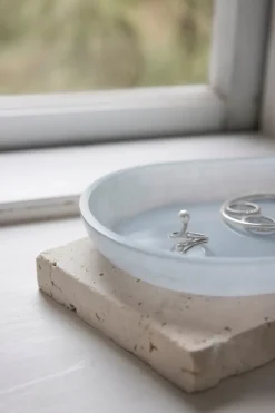 Opal tray, Light blue, 14x25.5 cm