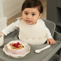 Poppy bib, Cream