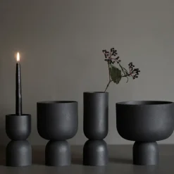 Post flower pot Ø18 cm, cast iron