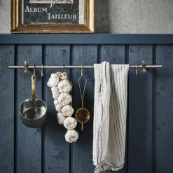 Presentation clothes hanger, Silver finish