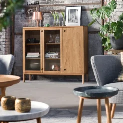 Prio tall bench, Oak natural oil. glass door