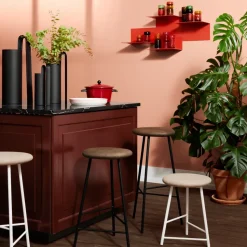 Repeat shelf, Black noir, right