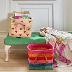 Rice raffia basket with handle 30x30 cm, Red hearts