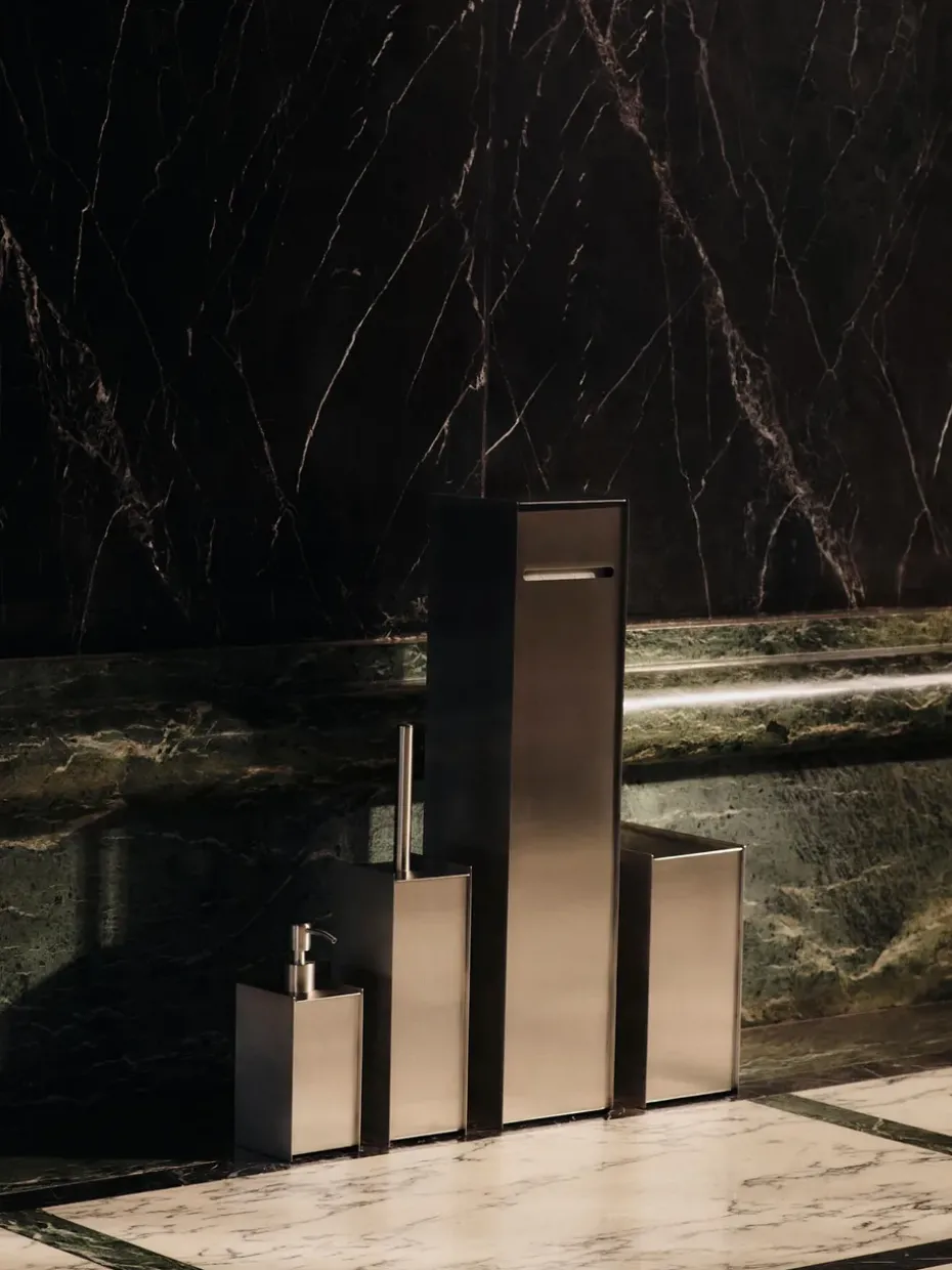 Same bin, Brushed stainless steel