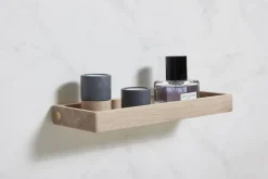 Shelf 10 wall shelf 32 cm, Lacquered oak