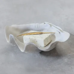 Shell decoration, Small