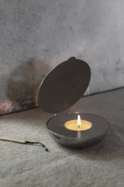 Shell votive, nickel