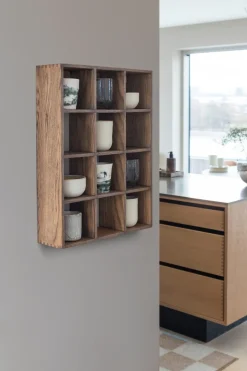 Showcase wall shelf 40x53 cm, Dark oiled oak