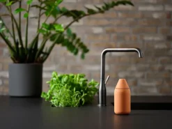 Singles soap dispenser, Apricot