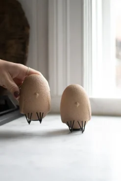 Sit Around Easter decoration, Sand