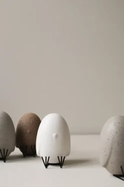 Sit Around Easter decoration, White
