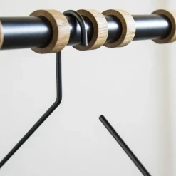 Slim hanger, Black