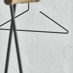 Slim hanger, Black
