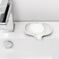 Soap Saver Flow soap dish with drainage spout small, White