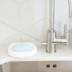Soap tray with concealed drain spout in silicone - large, White
