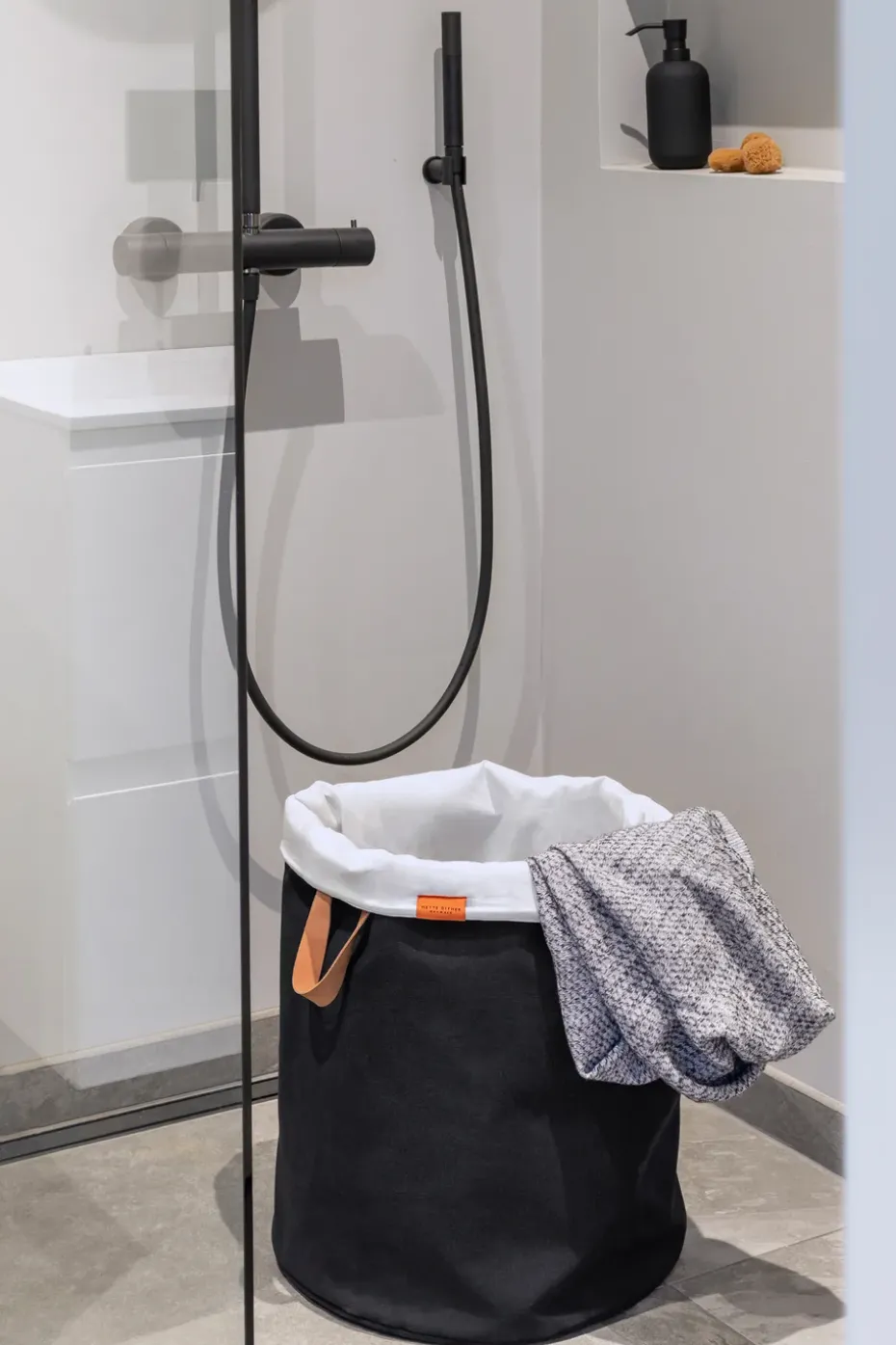 Sort It laundry basket, Black