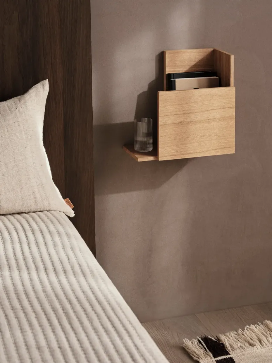 Stagger shelf square, Oiled Oak