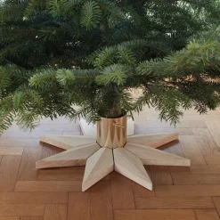 Stella Christmas tree base Ø50.5 cm, Oak