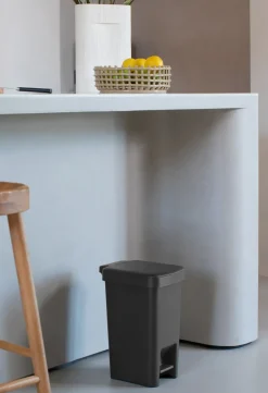 StepUp pedal bin 10 L, Dark grey