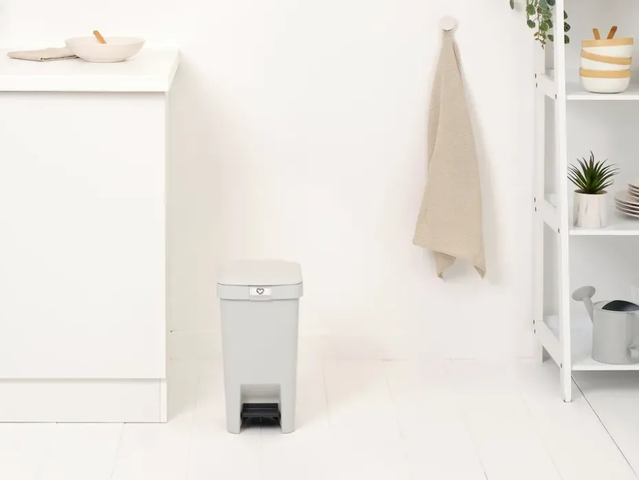 StepUp pedal bin 10 L, Light grey