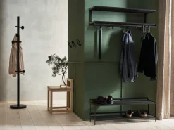 Tamburin shoe shelf 100 cm, Black oiled oak-black