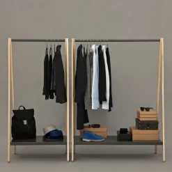 Toj hanger, White, stand in ash