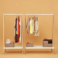 Toj hanger, White, stand in ash