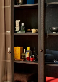 Trace SC88 display cabinet 120x192x40 cm, Dark stained oak