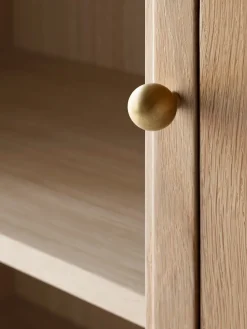 Trace SC87 display cabinet 50x192x40 cm, Natural oak