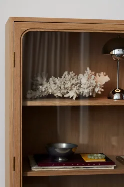 Trace SC88 display cabinet 120x192x40 cm, Natural oak
