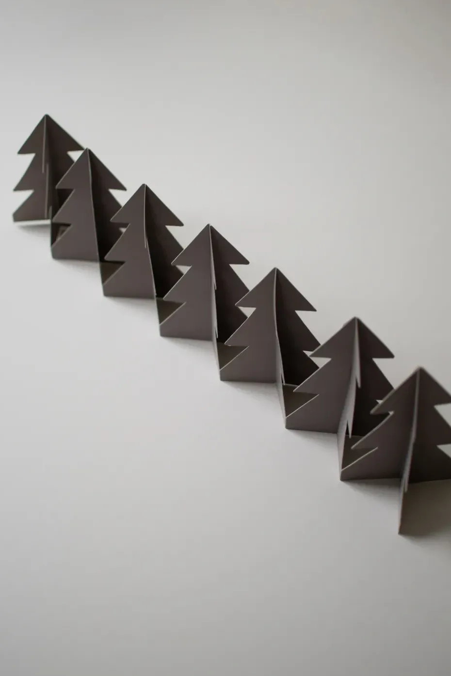 Tree in a row decoration 60 cm, Mole