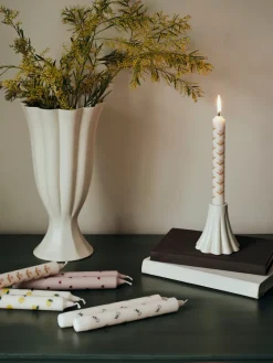Tulip taper candles 2-pack, White-soft pink