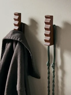 Unda hook 2-pack, Dark Brown