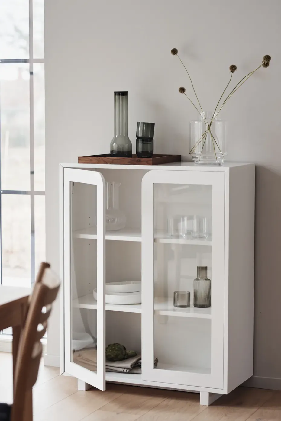 Vidja low display cabinet, White