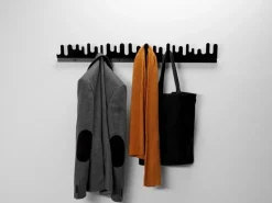 Wave hanger, black